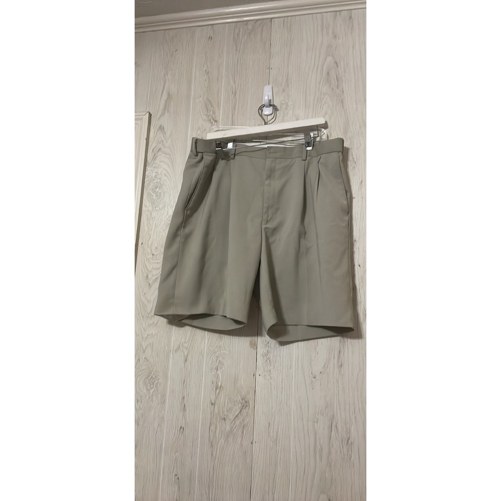 Louis Raphael Golf Khaki Pleated Mens Shorts Sz‎ 38